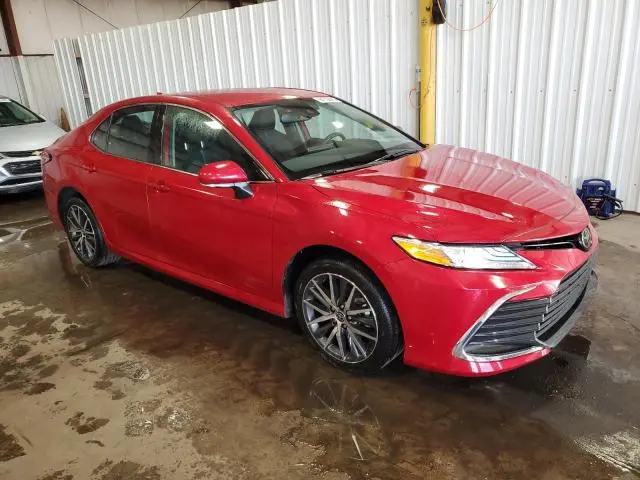 2024 TOYOTA CAMRY XLE  