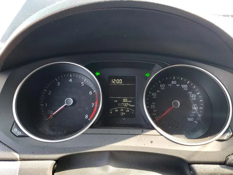 2015 VOLKSWAGEN JETTA SE  