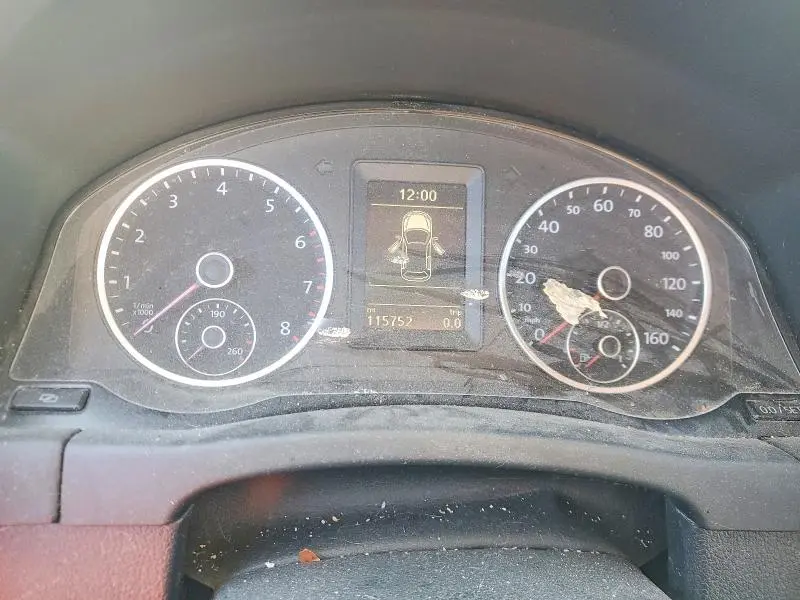 2013 VOLKSWAGEN TIGUAN S  