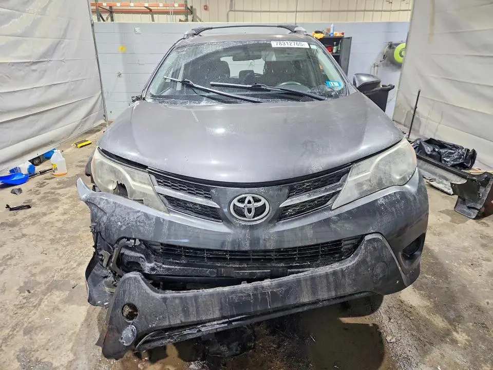 2014 TOYOTA RAV4 LE  