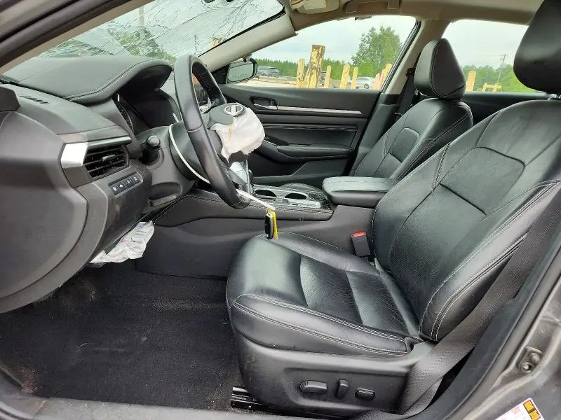 2023 NISSAN ALTIMA SL  