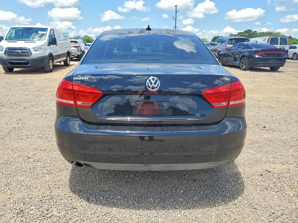 2014 VOLKSWAGEN PASSAT S  