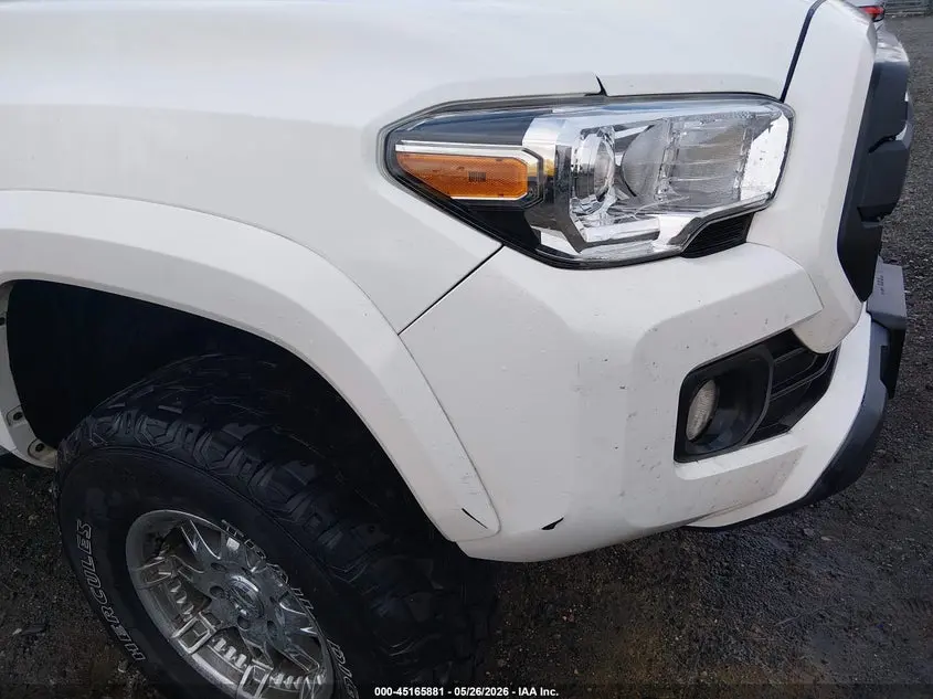 2022 TOYOTA TACOMA SR5 V6