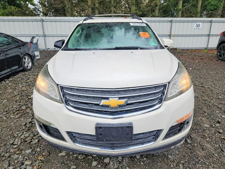 2014 CHEVROLET TRAVERSE LT  