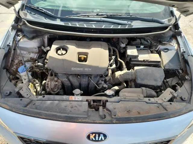 2017 KIA FORTE LX  