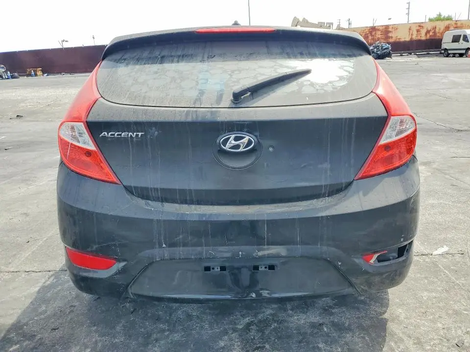 2013 HYUNDAI ACCENT SE  