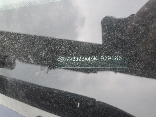 2019 HYUNDAI TUCSON SE  