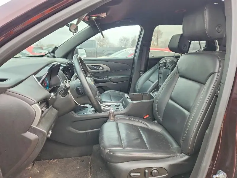 2023 CHEVROLET TRAVERSE LT  