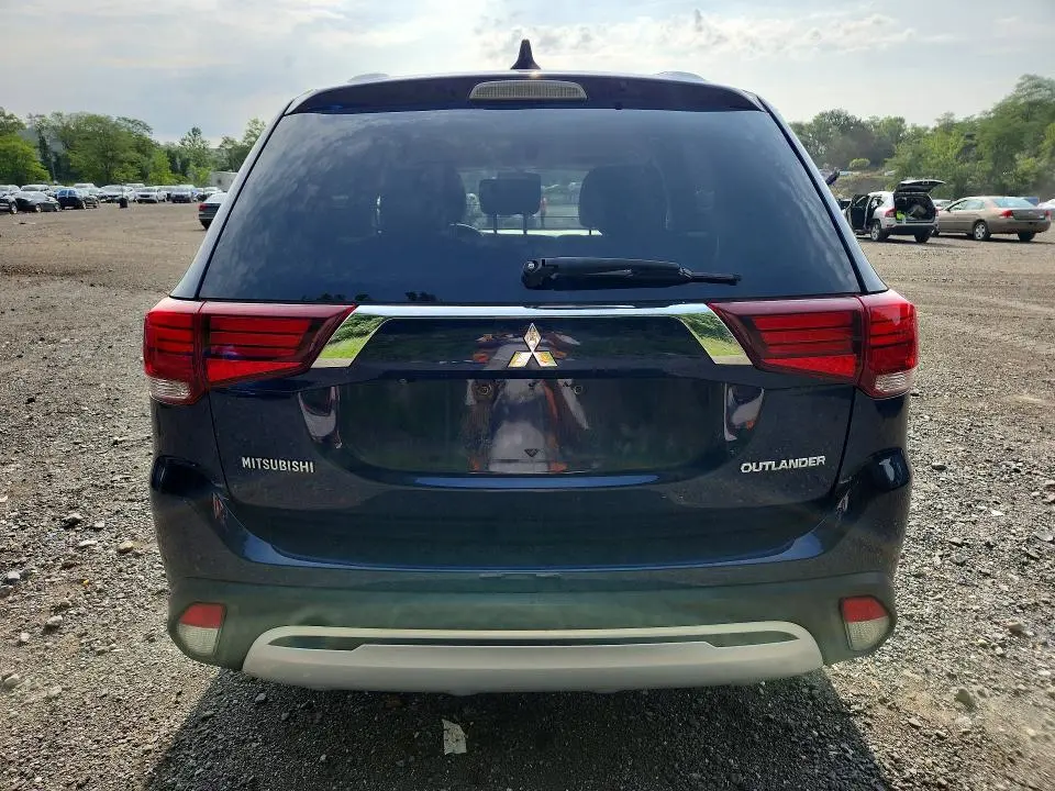 2019 MITSUBISHI OUTLANDER SE  