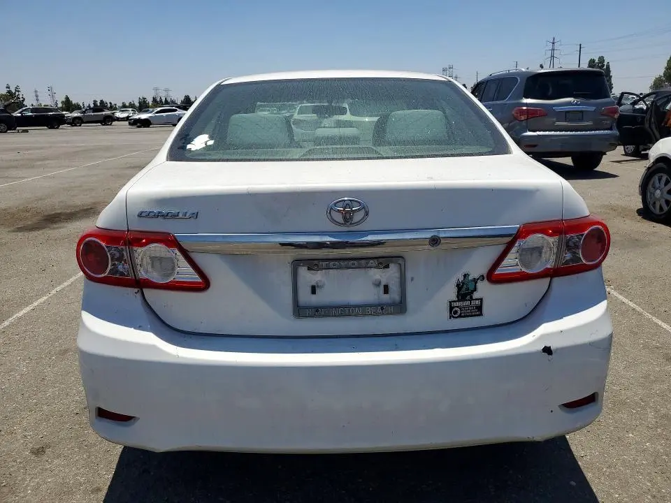 2011 TOYOTA COROLLA BASE  