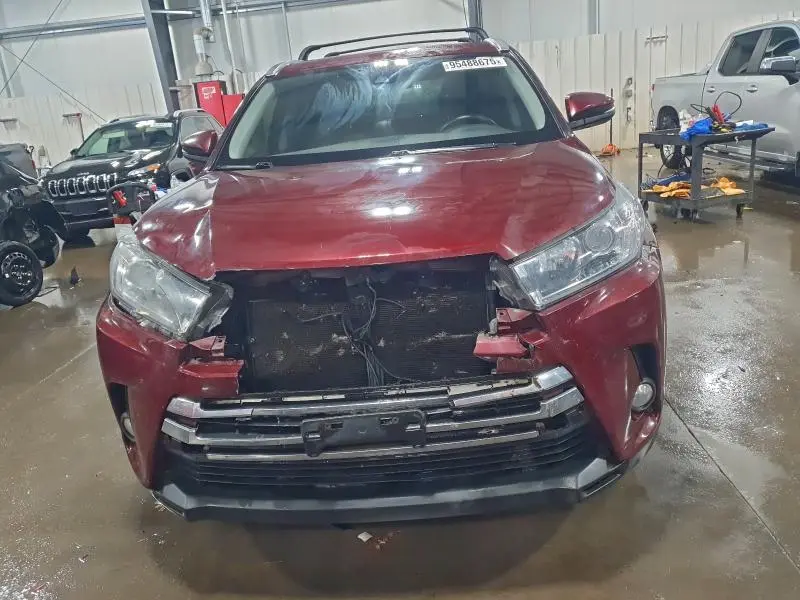 2017 TOYOTA HIGHLANDER LIMITED  
