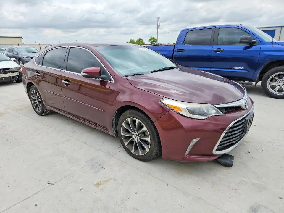 2016 TOYOTA AVALON XLE  