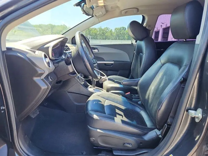 2019 CHEVROLET SONIC PREMIER  