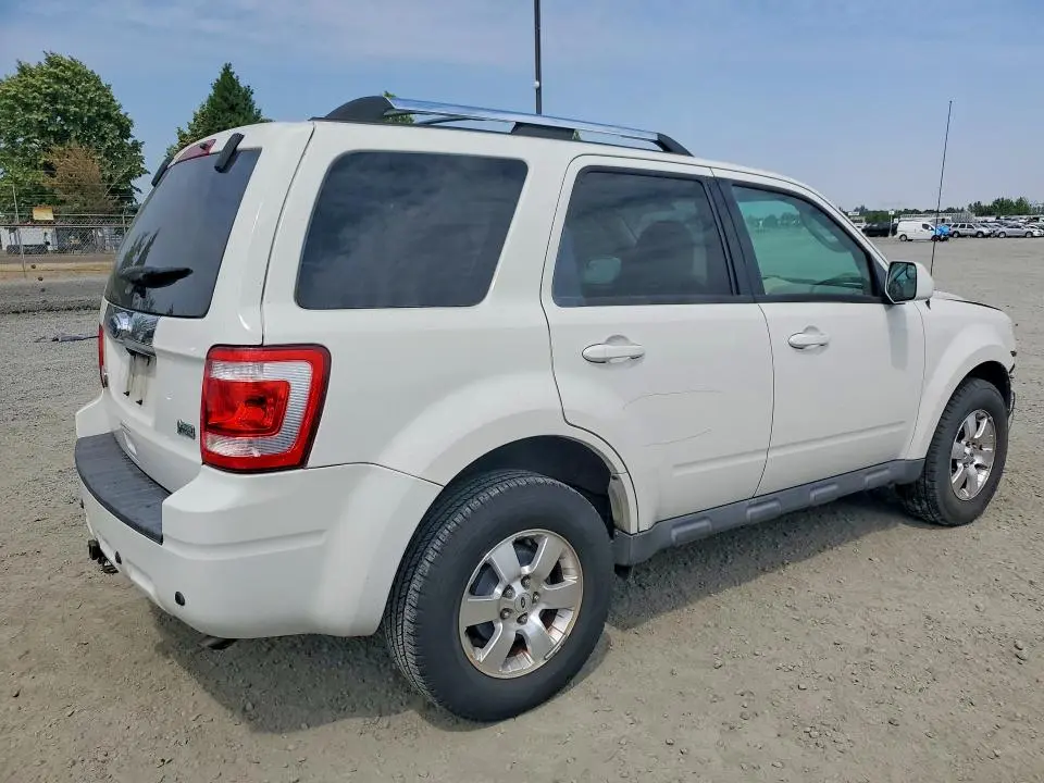 2010 FORD ESCAPE LIMITED  