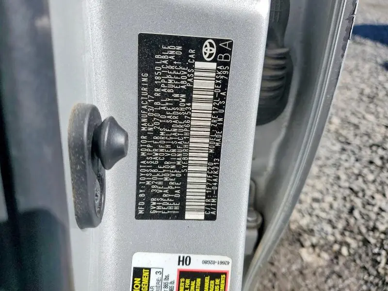 2017 TOYOTA COROLLA SE  