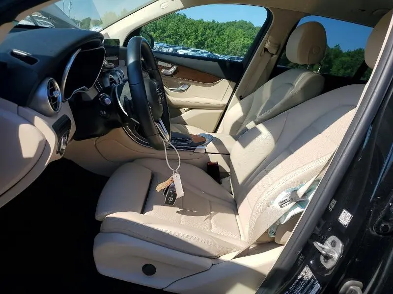 2022 MERCEDES-BENZ GLC 300 4MATIC  
