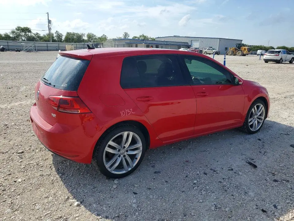 2015 VOLKSWAGEN GOLF   