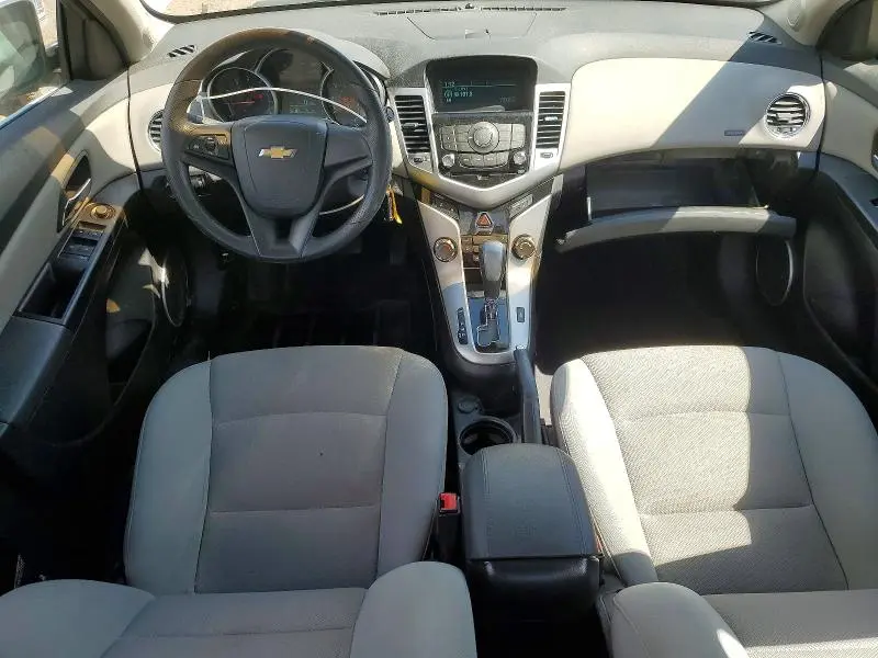 2012 CHEVROLET CRUZE LT  