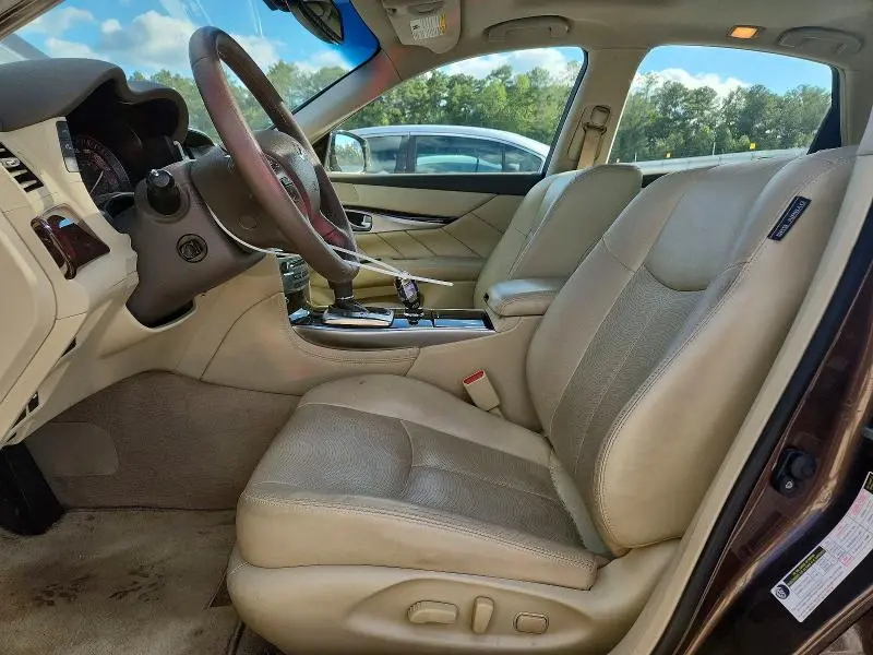 2018 INFINITI Q70 3.7 LUXE  