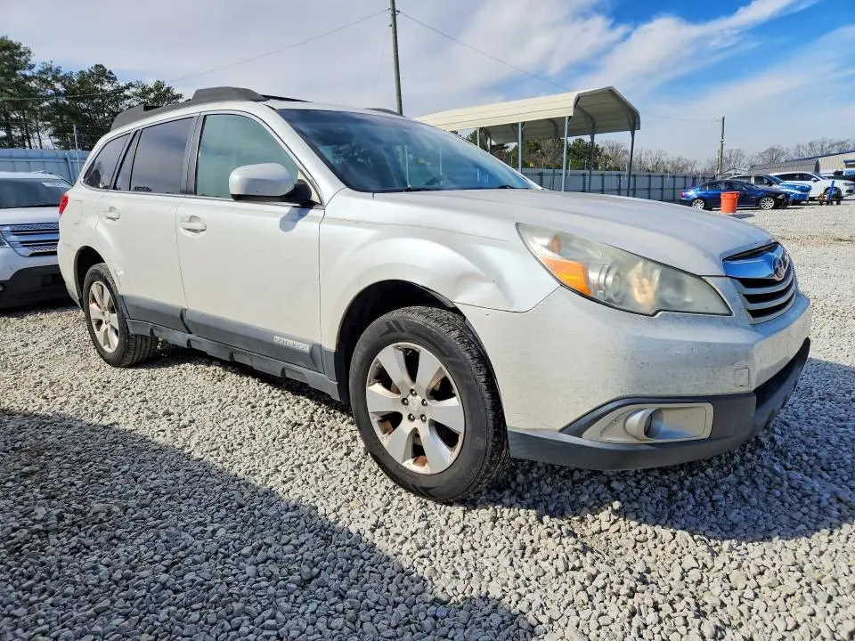 2010 SUBARU OUTBACK 2.5I PREMIUM  