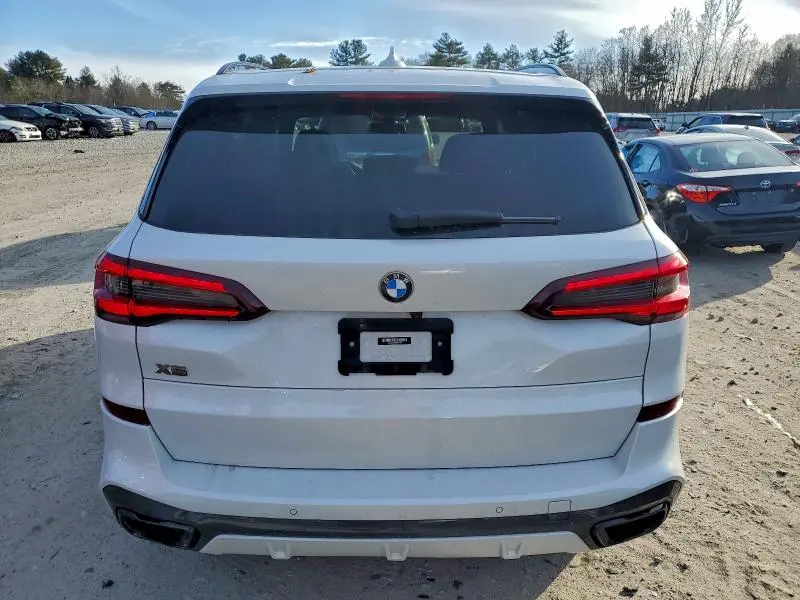 2022 BMW X5 M50I  