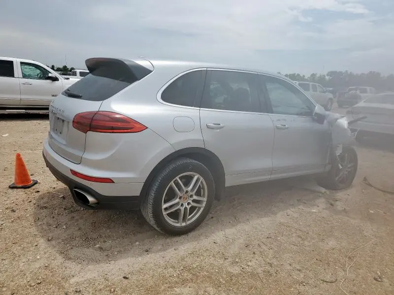 2016 PORSCHE CAYENNE   