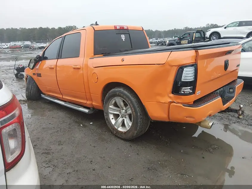 2015 RAM 1500 SPORT