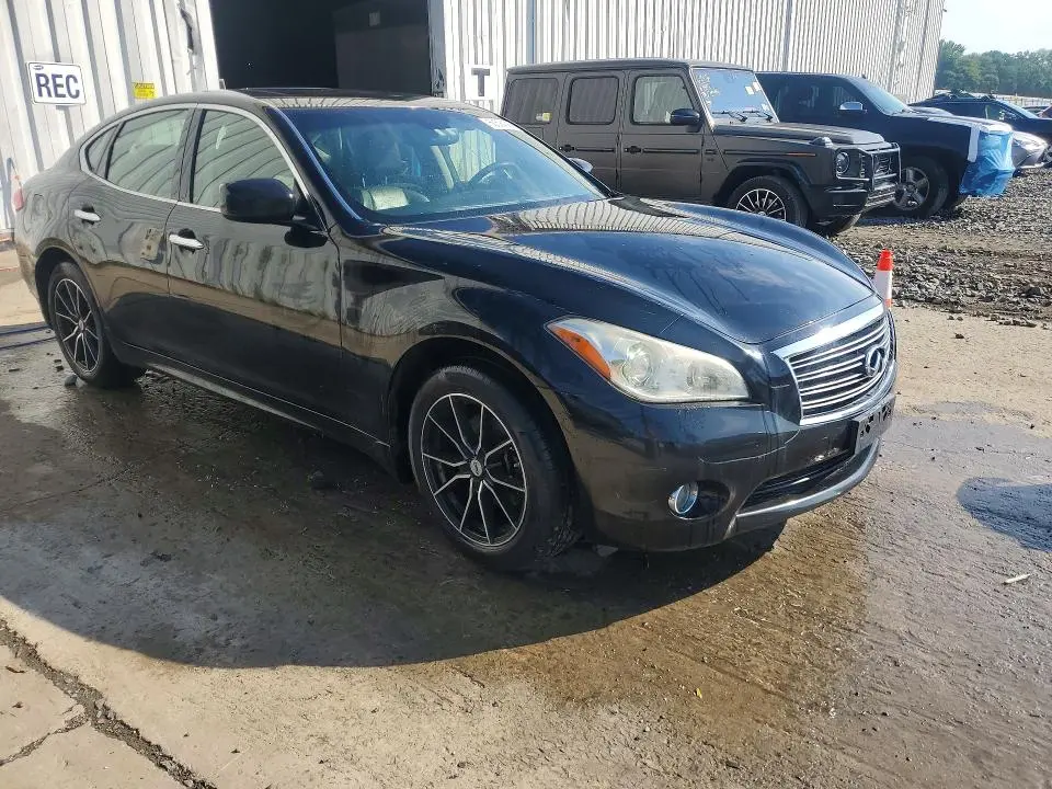 2012 INFINITI M37 X  