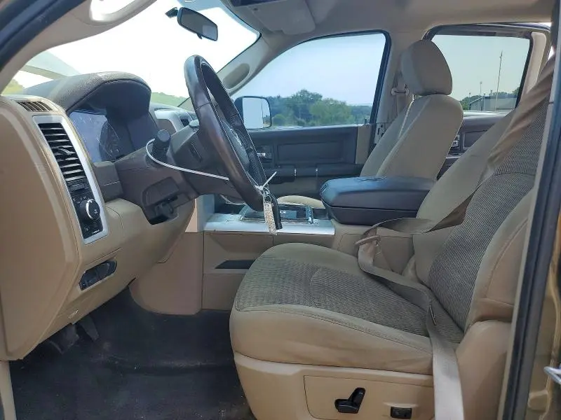 2012 DODGE RAM 1500 SLT  