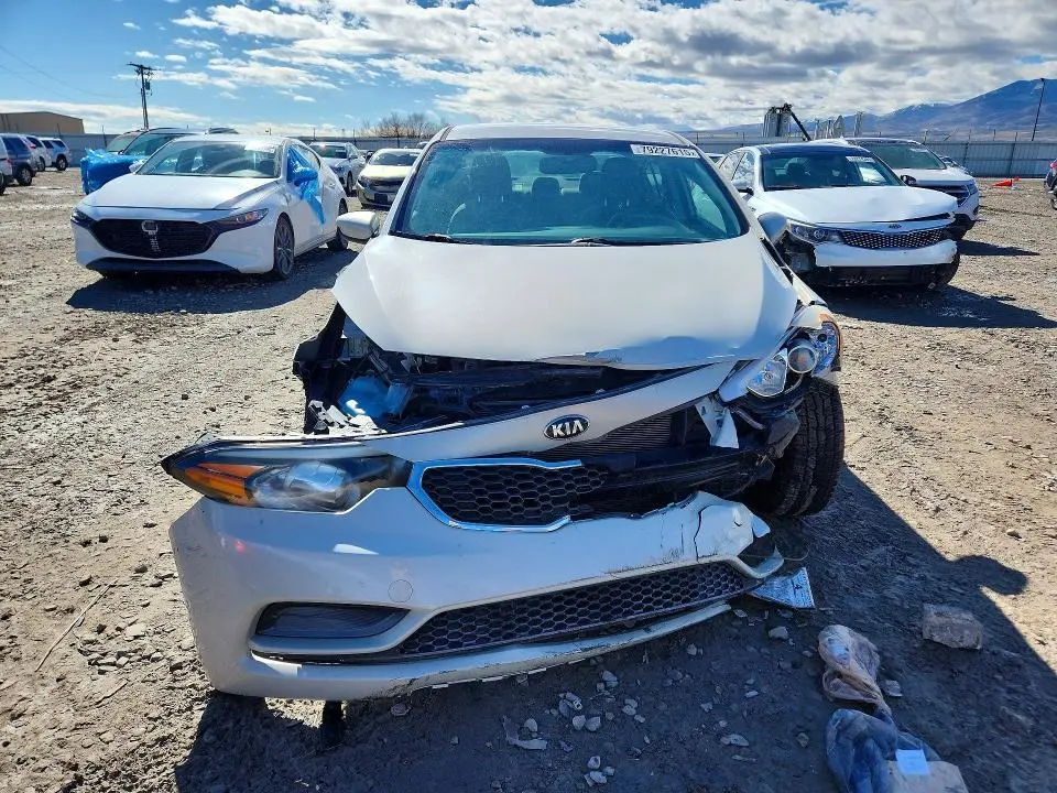 2015 KIA FORTE LX  