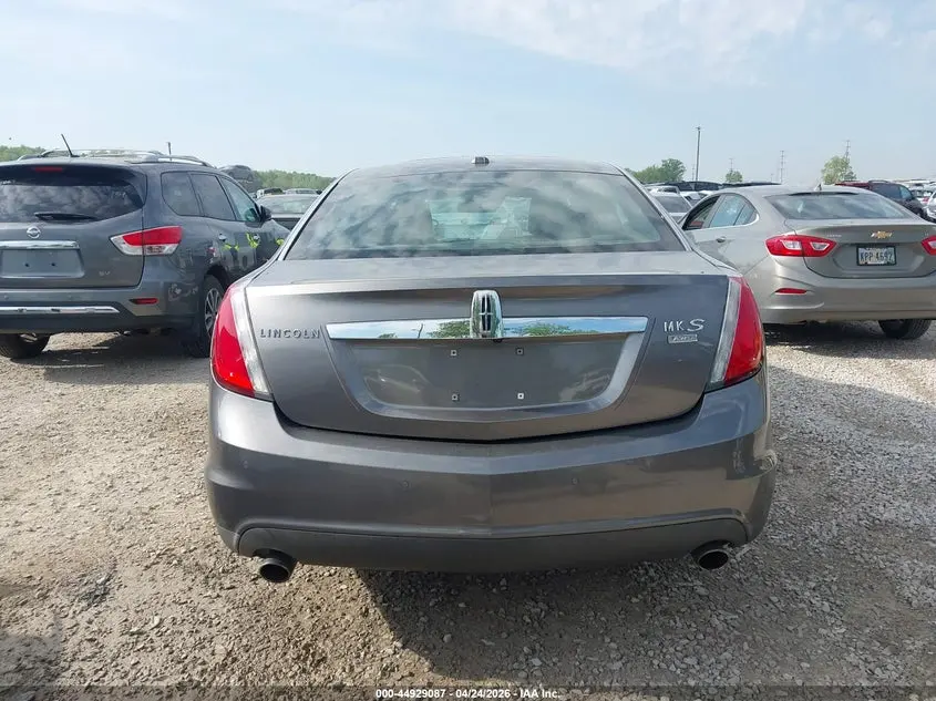 2011 LINCOLN MKS  