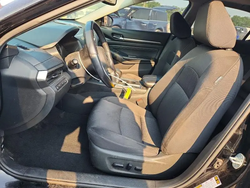 2019 NISSAN ALTIMA SV  