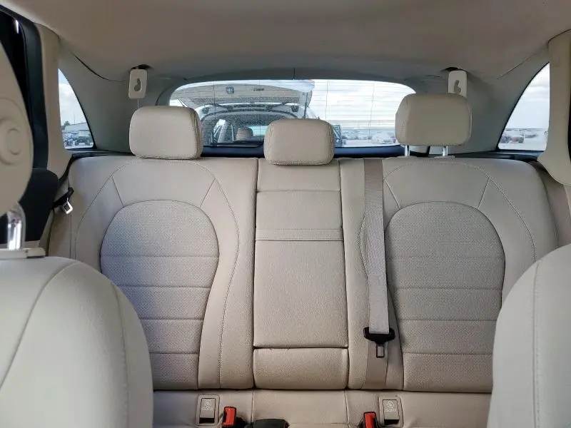 2020 MERCEDES-BENZ GLC 300  