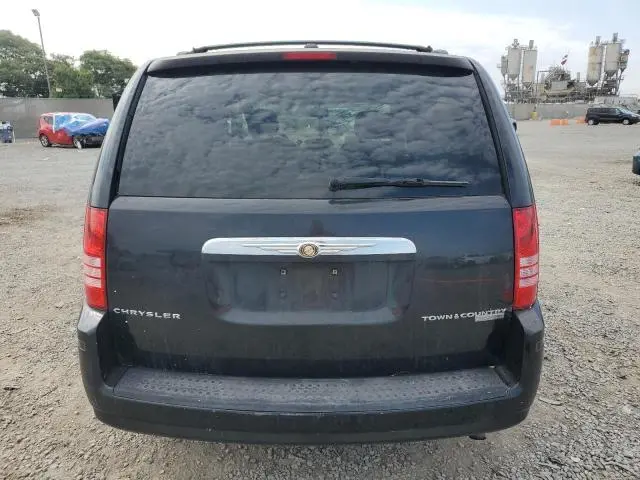 2010 CHRYSLER TOWN & COUNTRY LX  