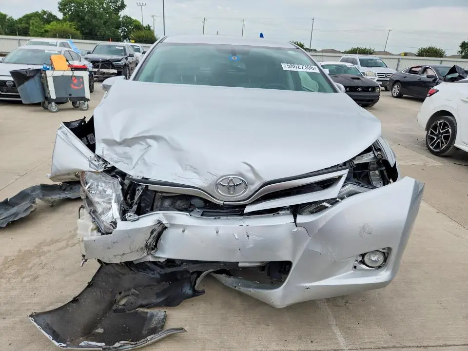 2013 TOYOTA VENZA LE  