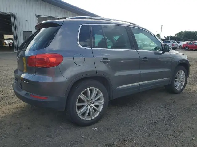 2012 VOLKSWAGEN TIGUAN S  