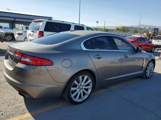 2010 JAGUAR XF PREMIUM  