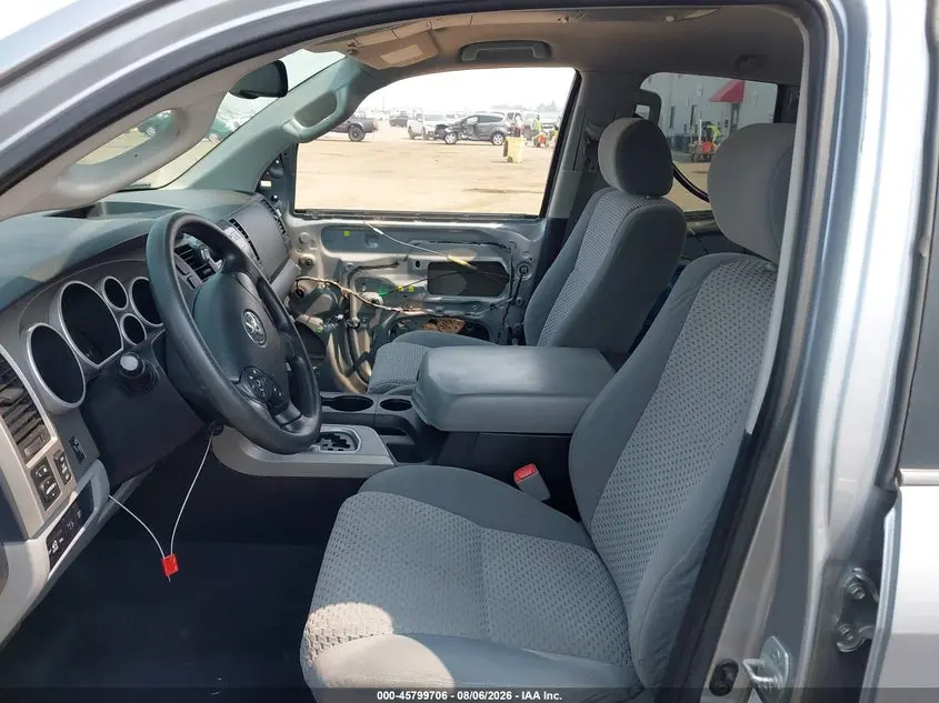 2013 TOYOTA TUNDRA GRADE 5.7L V8