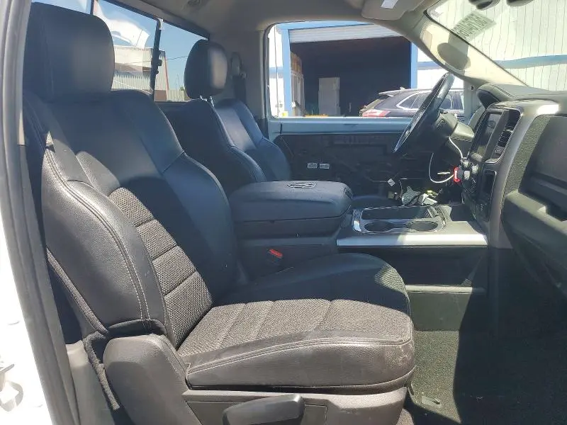 2018 RAM 1500 SPORT  