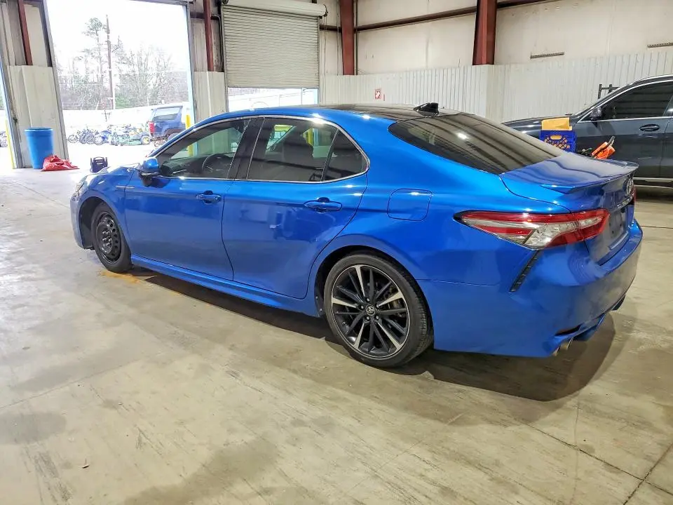 2018 TOYOTA CAMRY XSE  