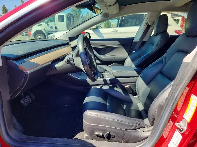 2018 TESLA MODEL 3   
