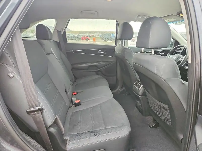 2020 KIA SORENTO S  