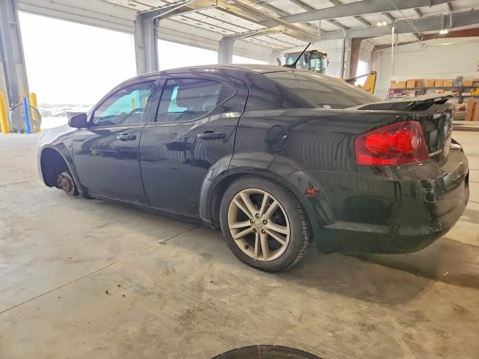 2013 DODGE AVENGER SE  