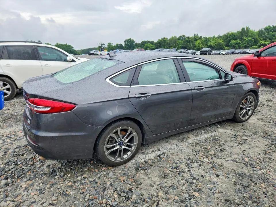 2019 FORD FUSION SEL FWD  