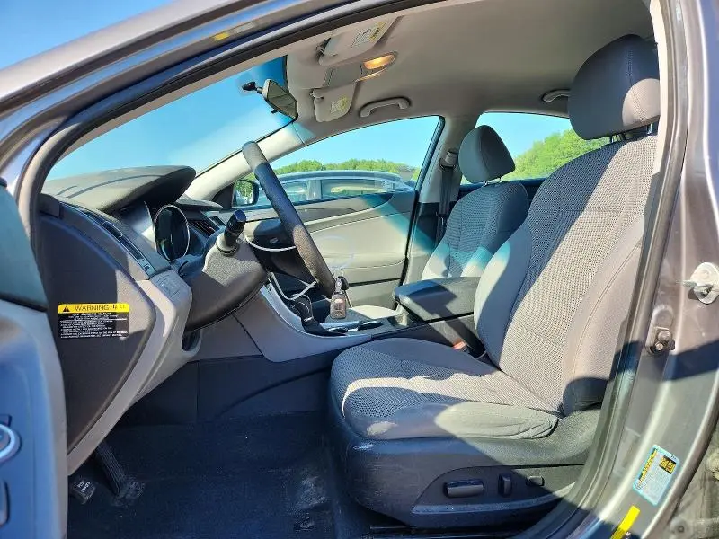 2011 HYUNDAI SONATA GLS  