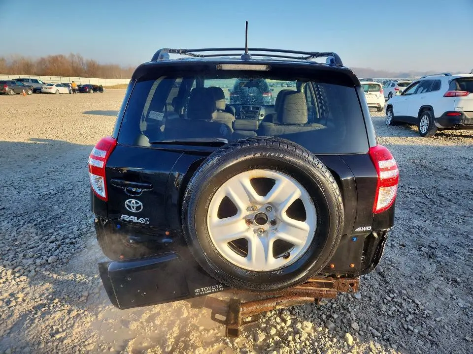 2011 TOYOTA RAV4 BASE  