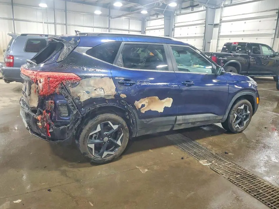 2024 KIA SELTOS EX  