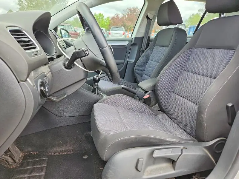 2012 VOLKSWAGEN GOLF   
