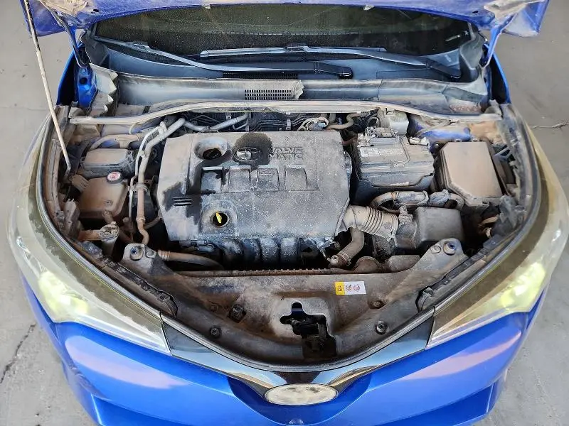 2019 TOYOTA C-HR XLE  