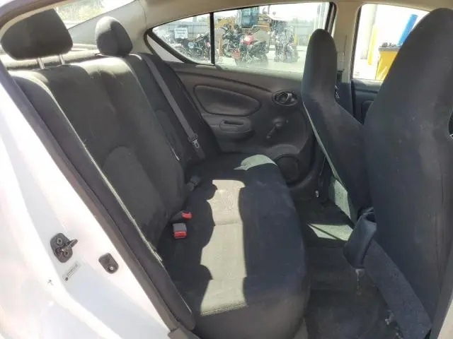 2015 NISSAN VERSA S  